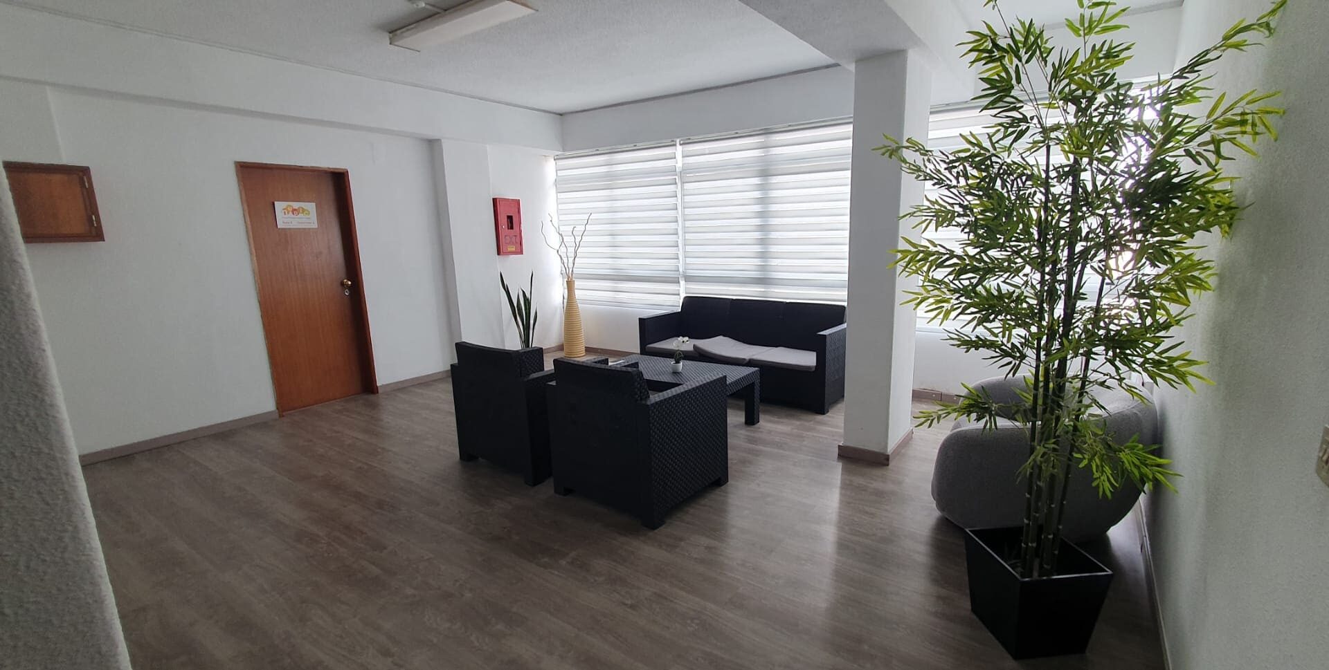 Lyas - Foto Espaço (2)